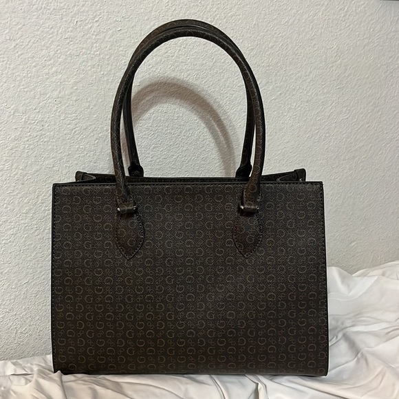 GUESS handbag - Picture 4 of 6